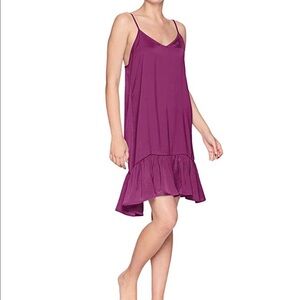 MAIDENFORM Silk Ruffle Chemise Nightgown S…